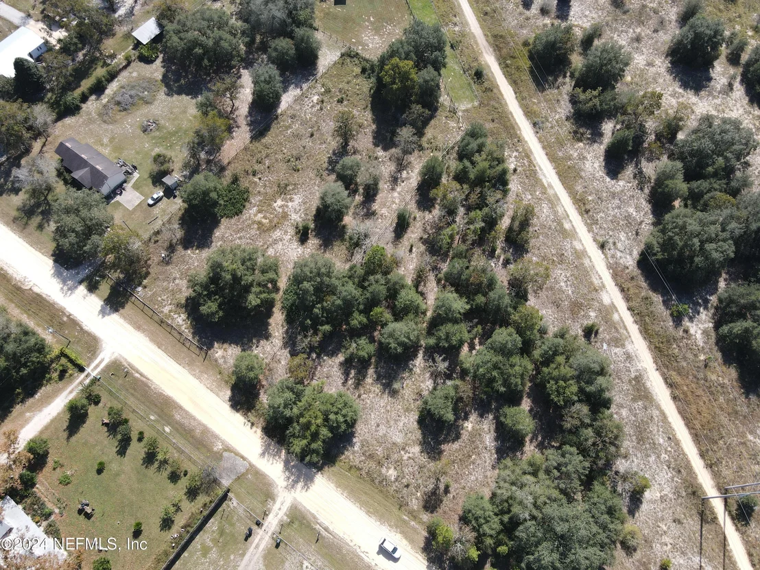 Photo of 5825 SEQUOIA Road