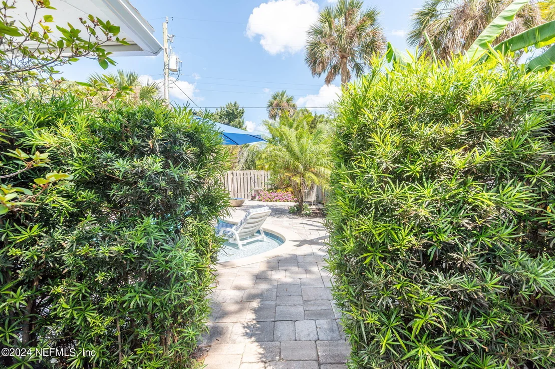 Photo of 6 OGLETHORPE Boulevard