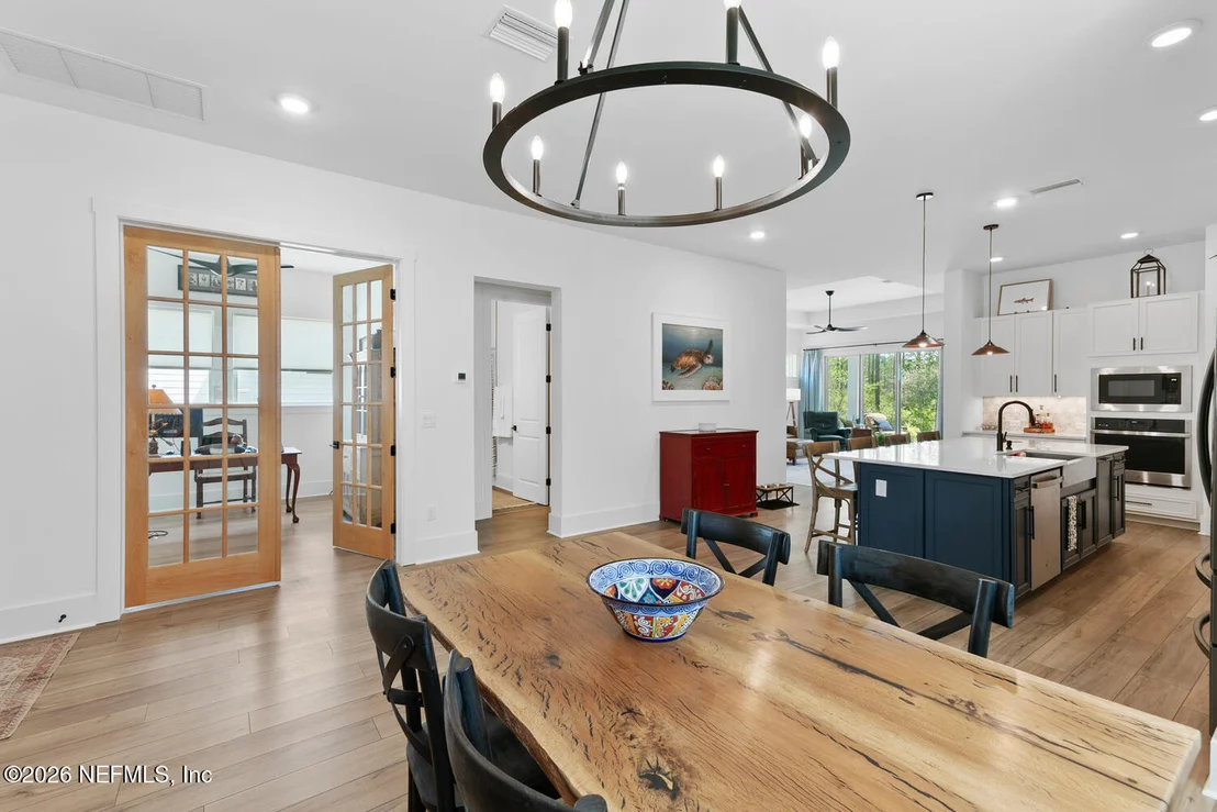 Photo of 305 BLUE HAMPTON Drive
