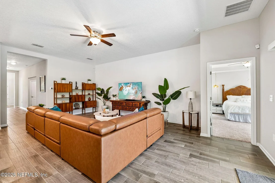 Photo of 3800 GREAT FALLS Loop