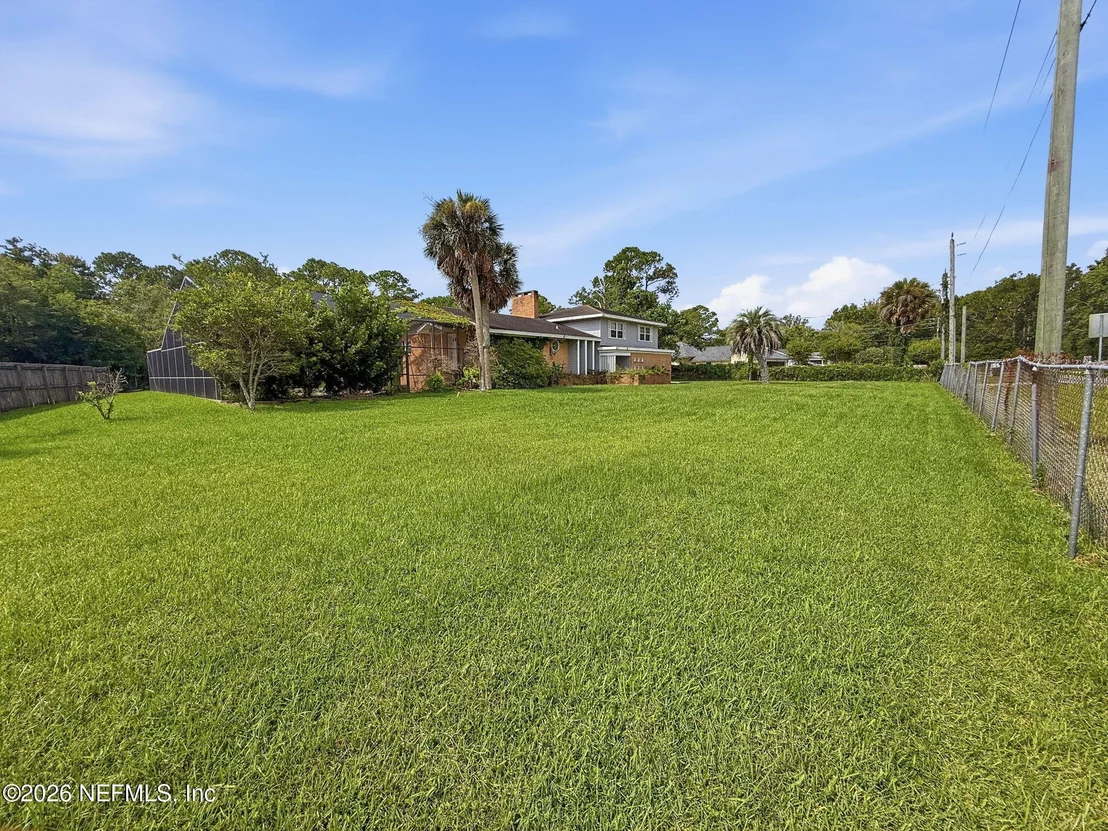 Photo of 477 DEL MONTE Drive