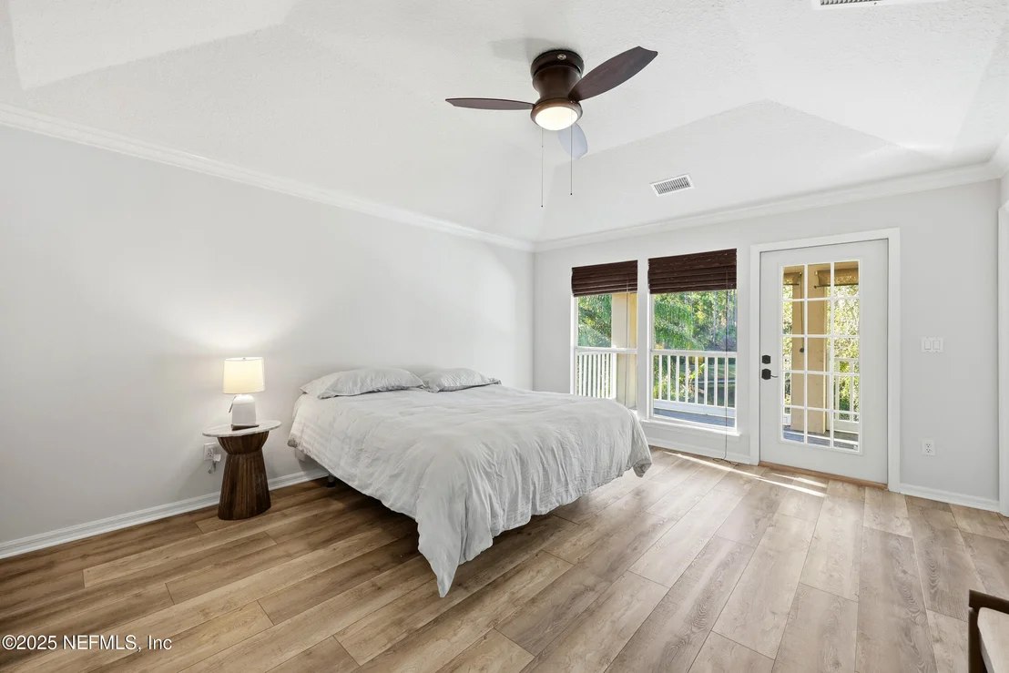 Photo of 537 DANDELION Drive