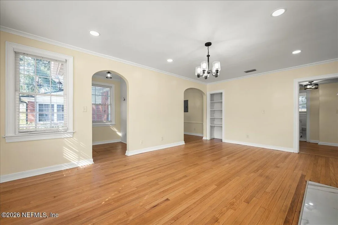 Photo of 1639 PARRISH Place