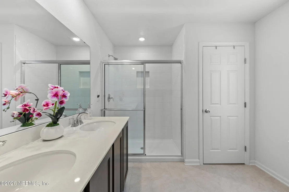 Photo of 11189 STAPLETON Drive