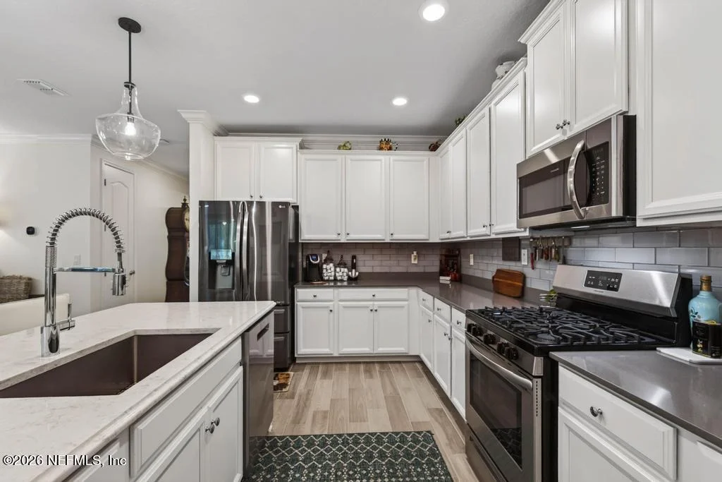 Photo of 209 RIVERCLIFF Trail