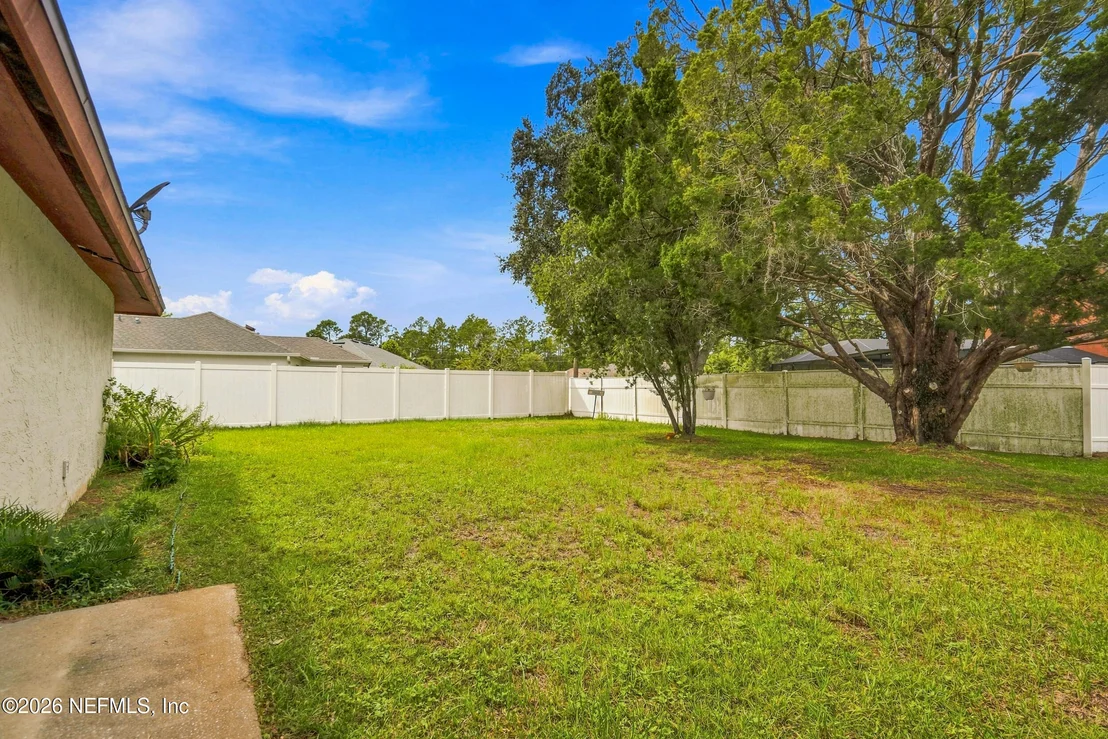 Photo of 5 WHITE HALL Drive