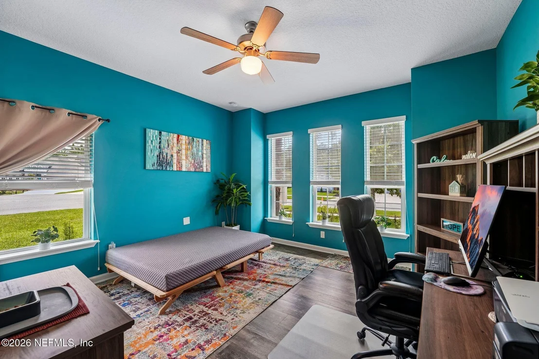 Photo of 96069 BREEZEWAY Court