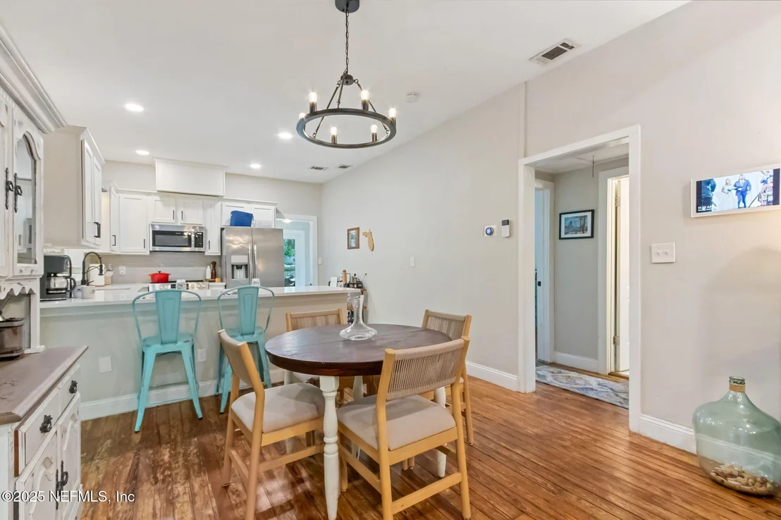 Photo of 1028 CONGLETON Terrace