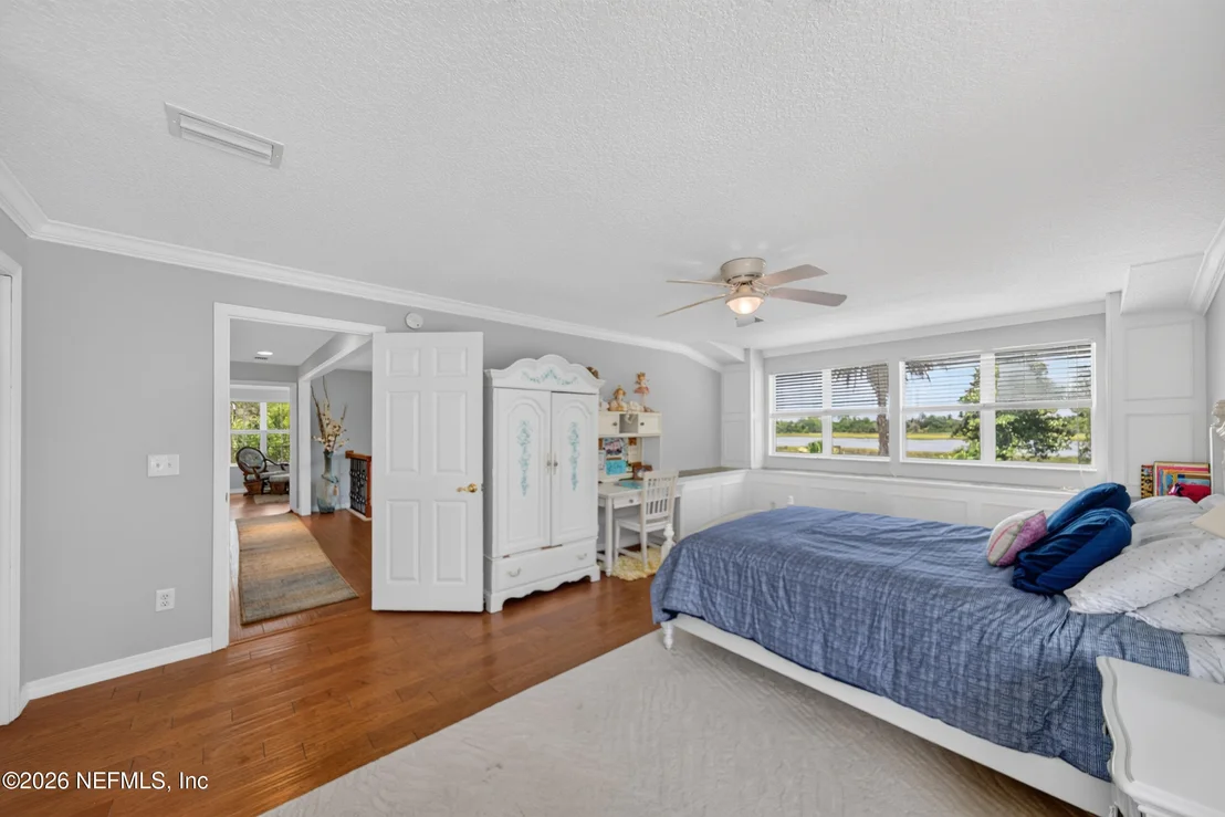 Photo of 1045 CEDAR BAY Road