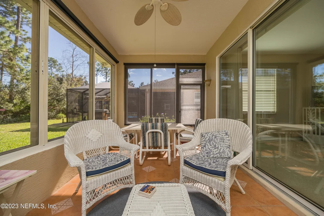Photo of 844 CRESTWOOD Drive