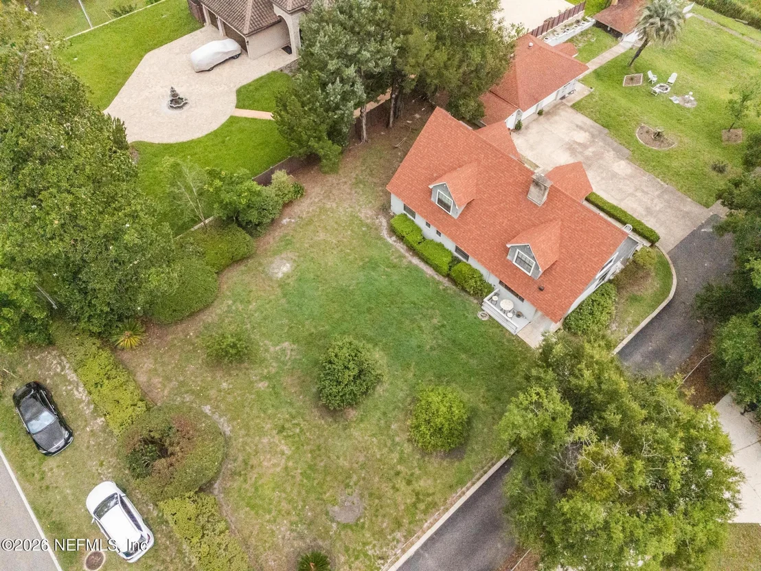 Photo of 1375 CEDAR BAY Road