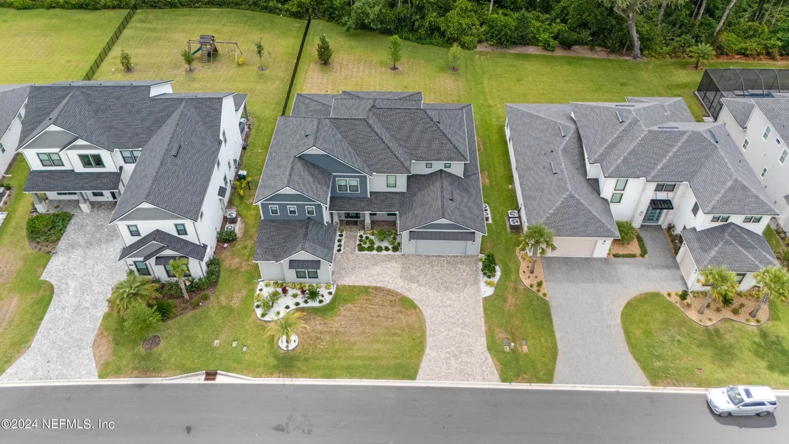 Photo of 10511 SILVERBROOK Trail