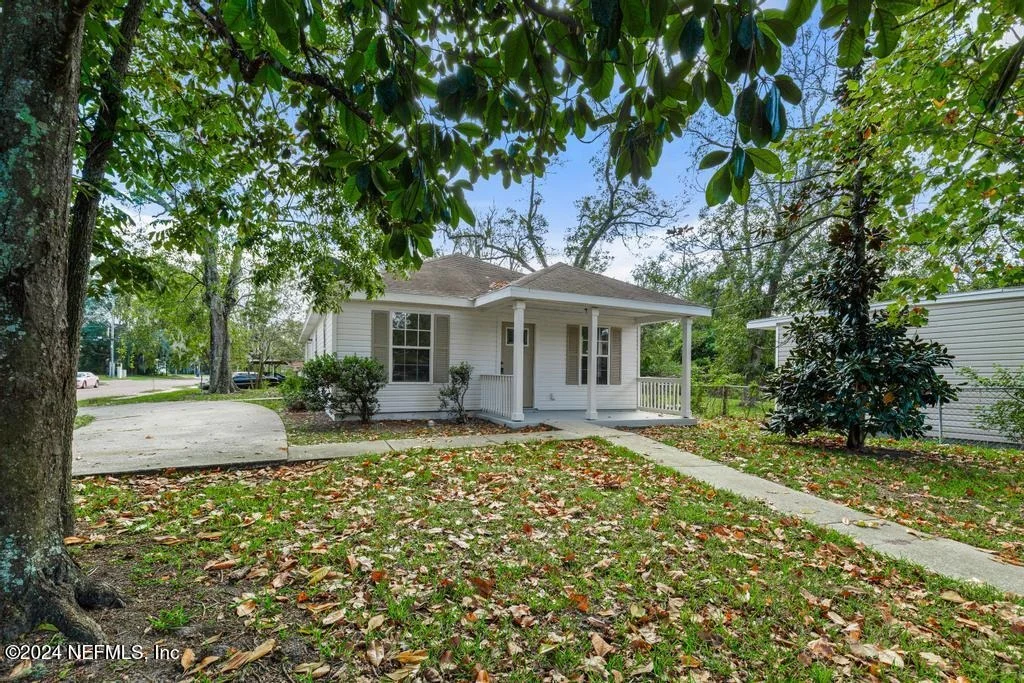 Photo of 2100 BROOKLYN Road