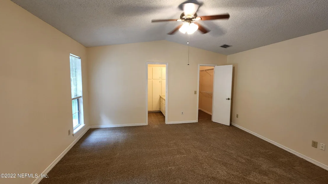 Photo of 1686 SANDY HOLLOW Loop