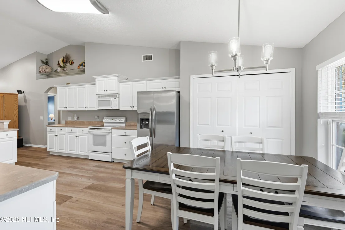Photo of 1081 DEER CHASE Drive