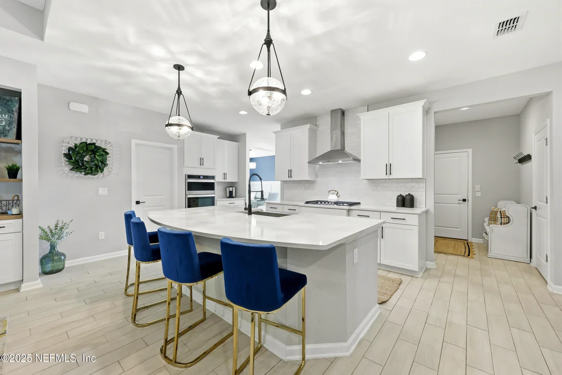 Photo of 49 GOLDEN FERN Drive