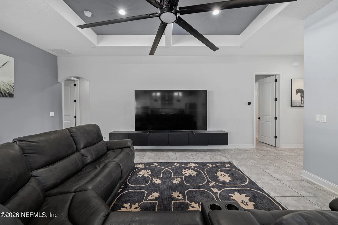 Photo of 123 THATCHAM Drive