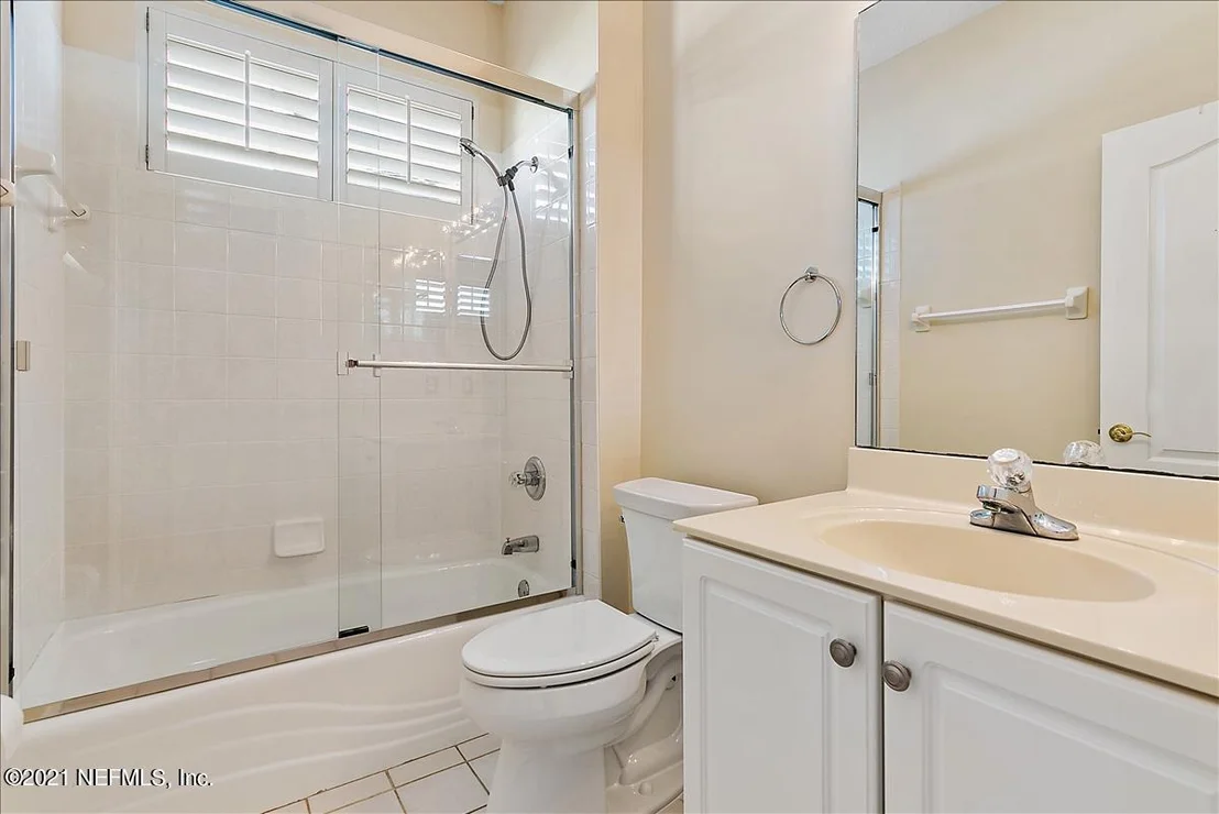 Photo of 292 Island Green Drive