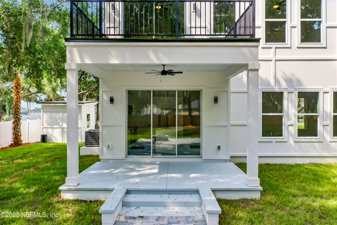 Photo of 5765 HECKSCHER Drive
