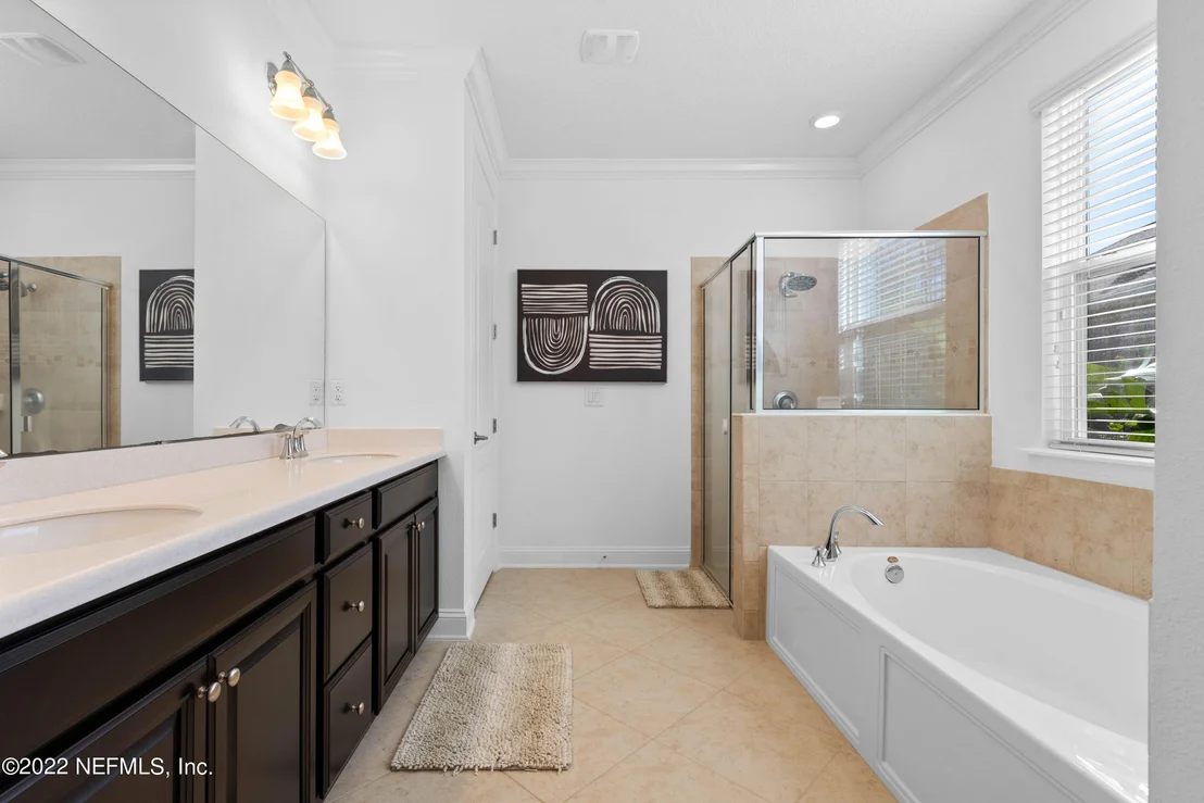Photo of 699 ASPEN LEAF Drive