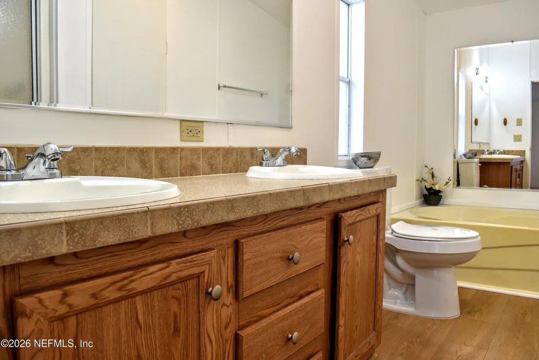 Photo of 117 LAKE VIEW Avenue