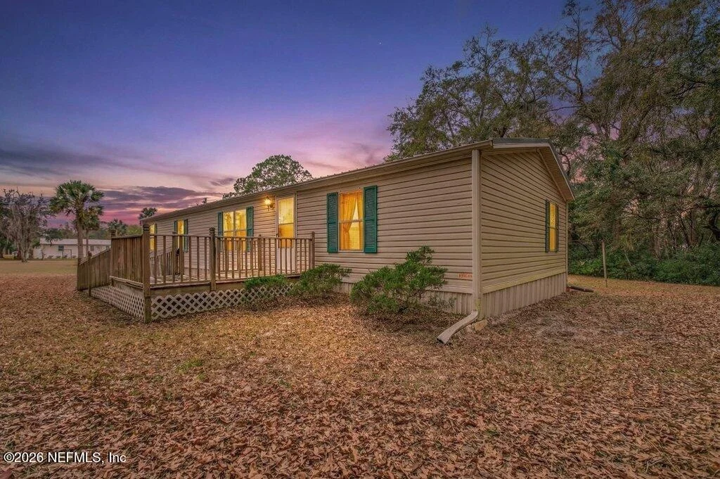 Photo of 207 CABOT Lane