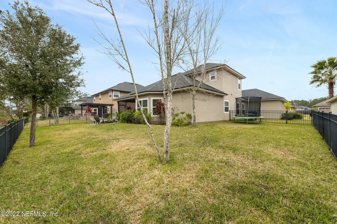 Photo of 212 ELLSWORTH Circle