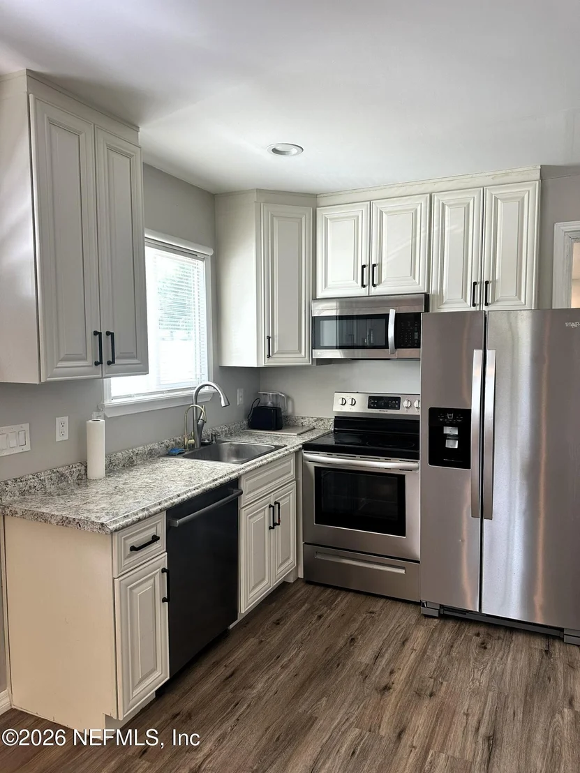 Photo of 11639 MARINA Drive