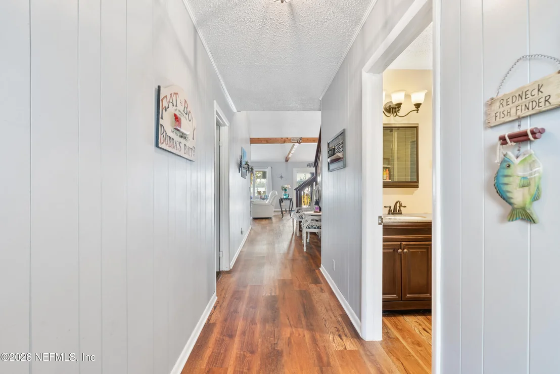 Photo of 5992 HECKSCHER Drive