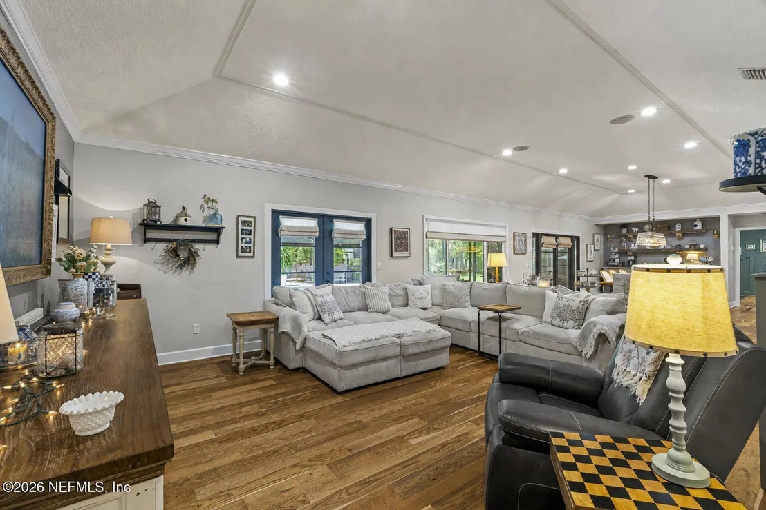 Photo of 8148 BLUE JAY Lane