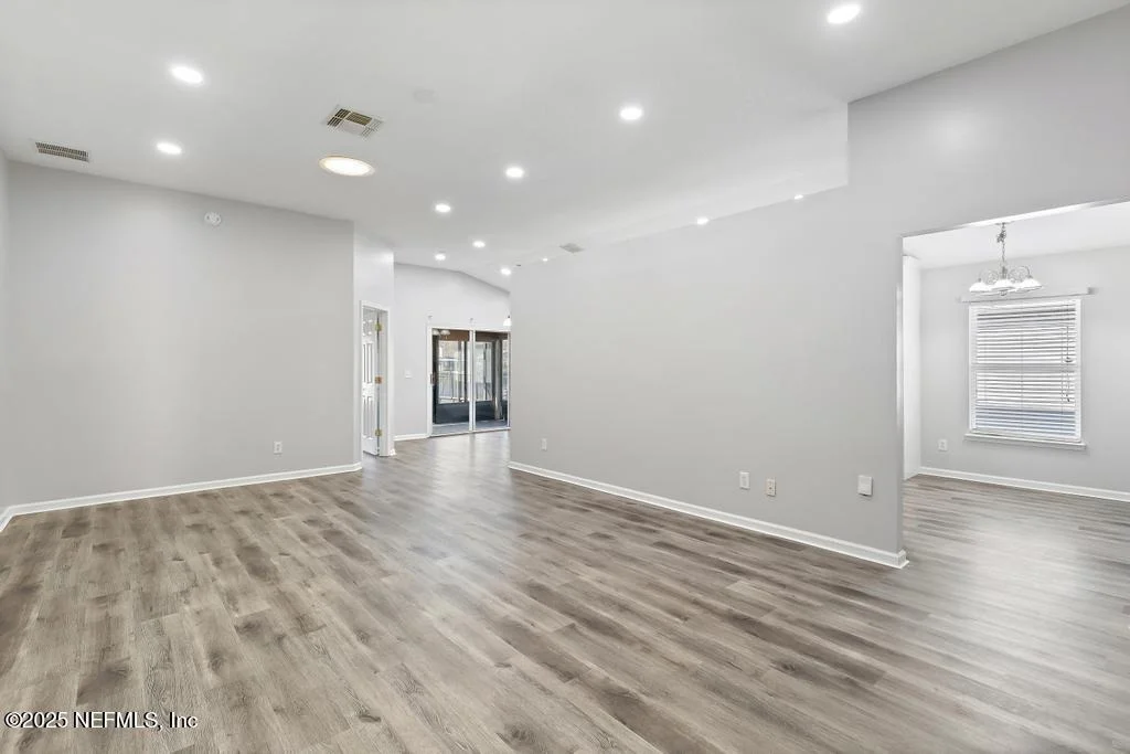 Photo of 953 N LILAC Loop