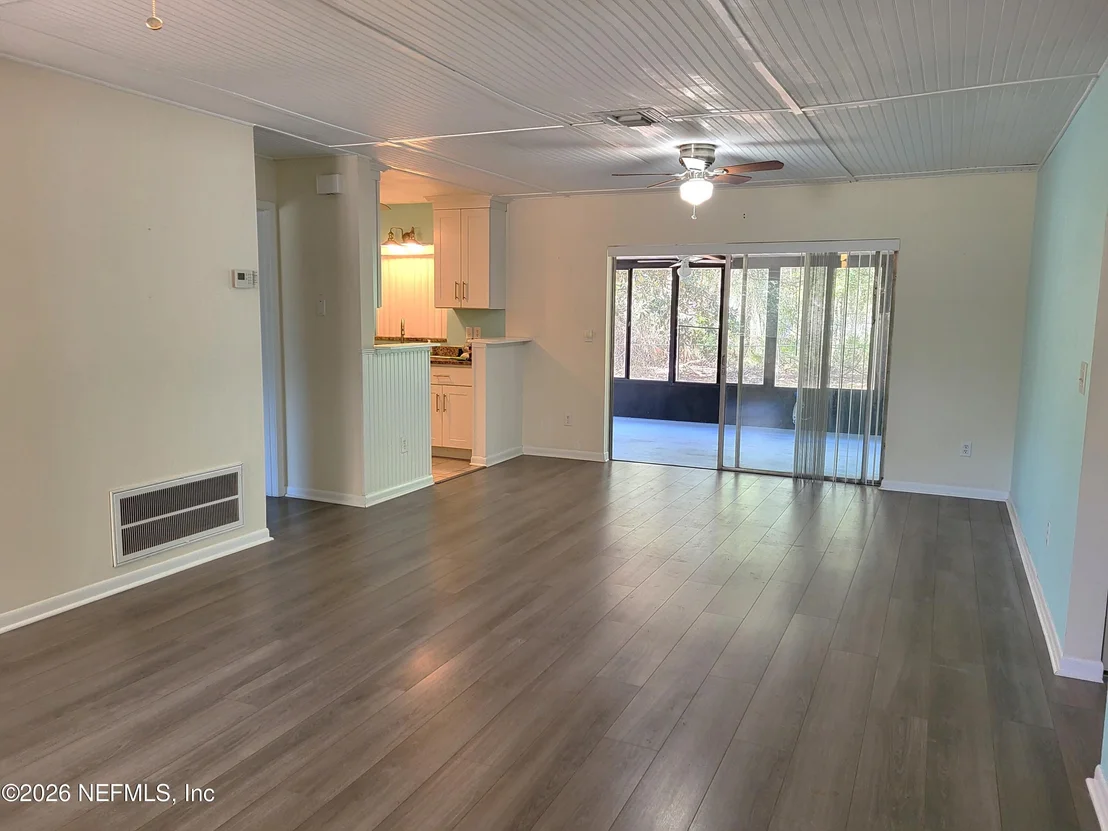 Photo of 382 CASUARINA Circle