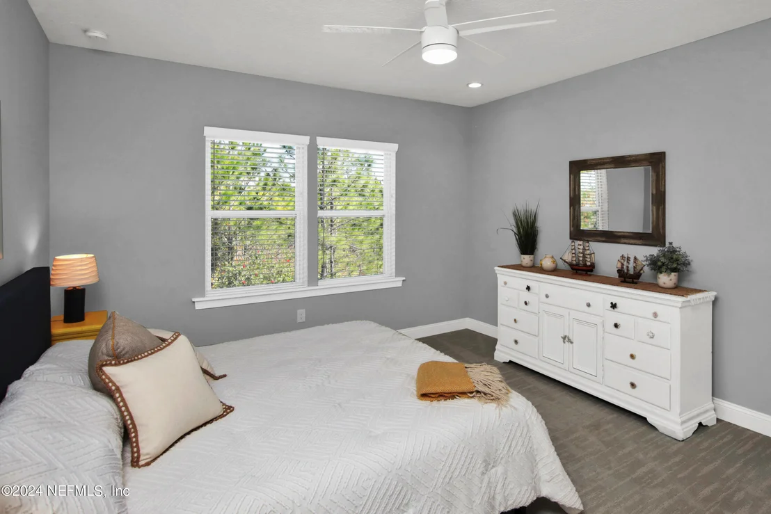Photo of 10152 SILVERBROOK Trail
