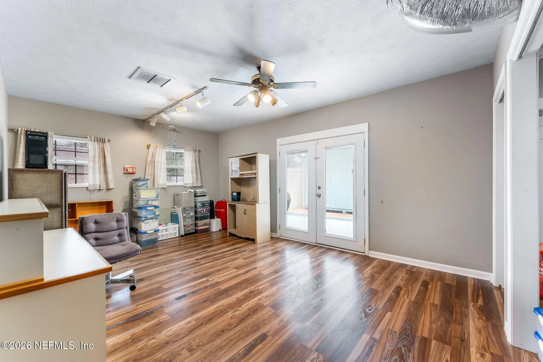 Photo of 7307 MAPLE TREE Drive