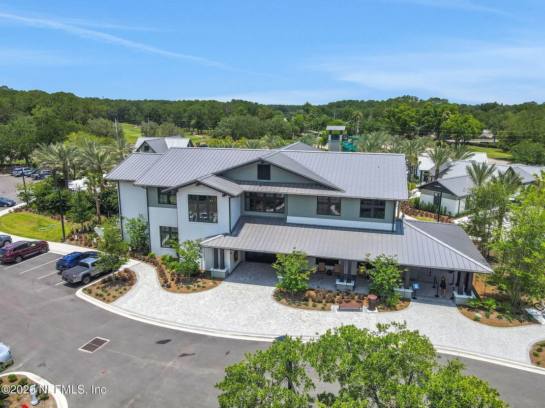 Photo of 556 REDBERRY Lane