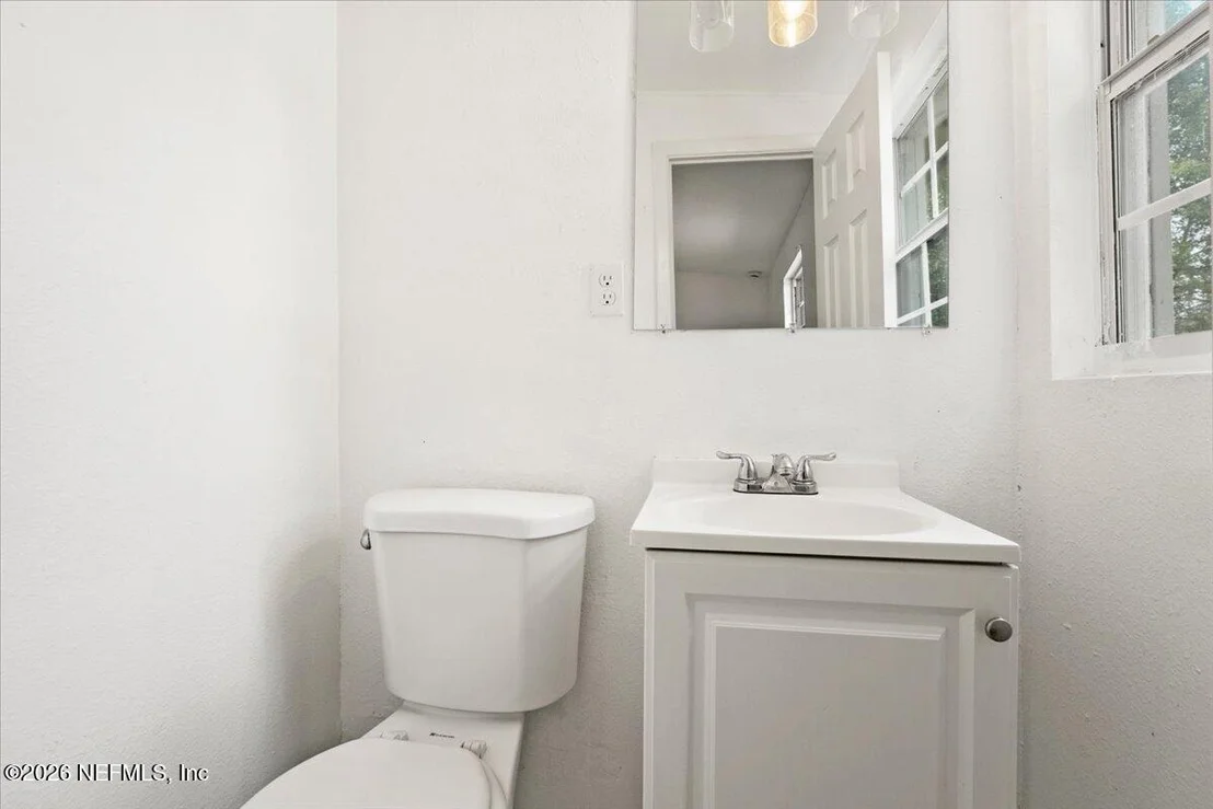 Photo of 1020 AKE Lane