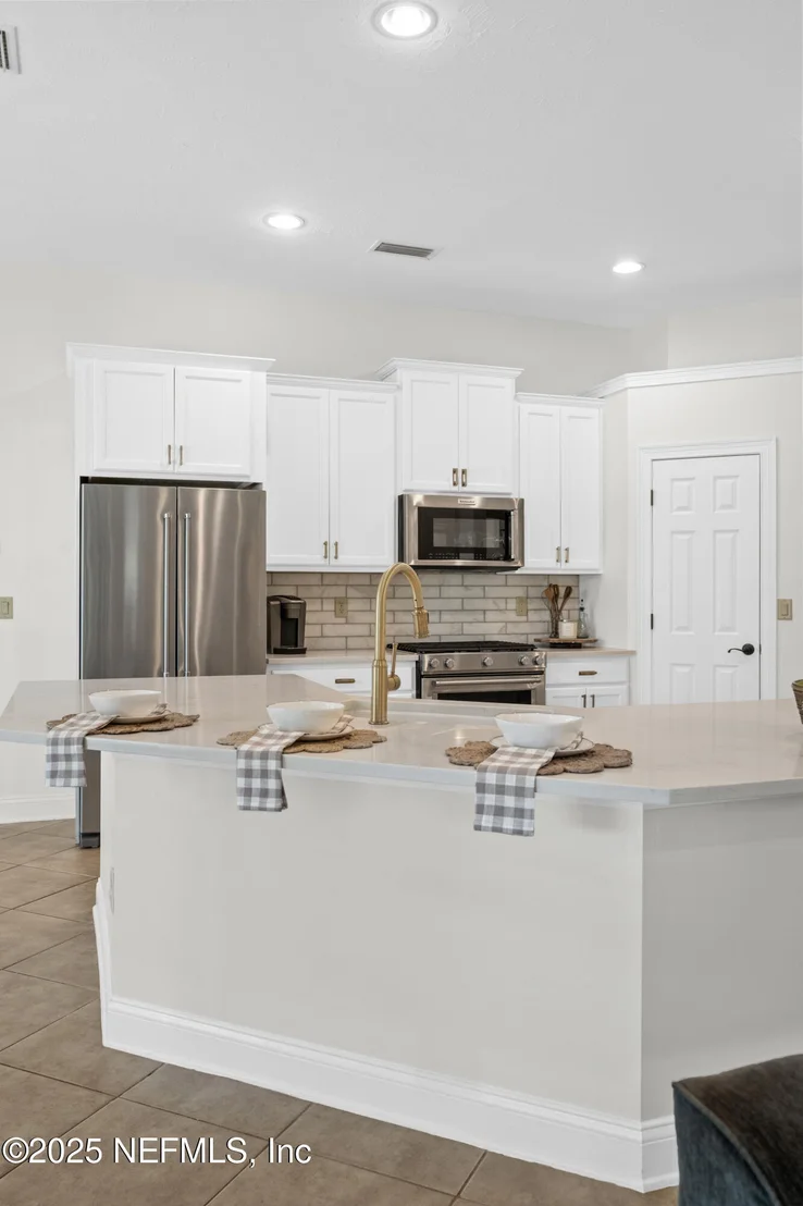 Photo of 416 FRIAR TUCK Lane
