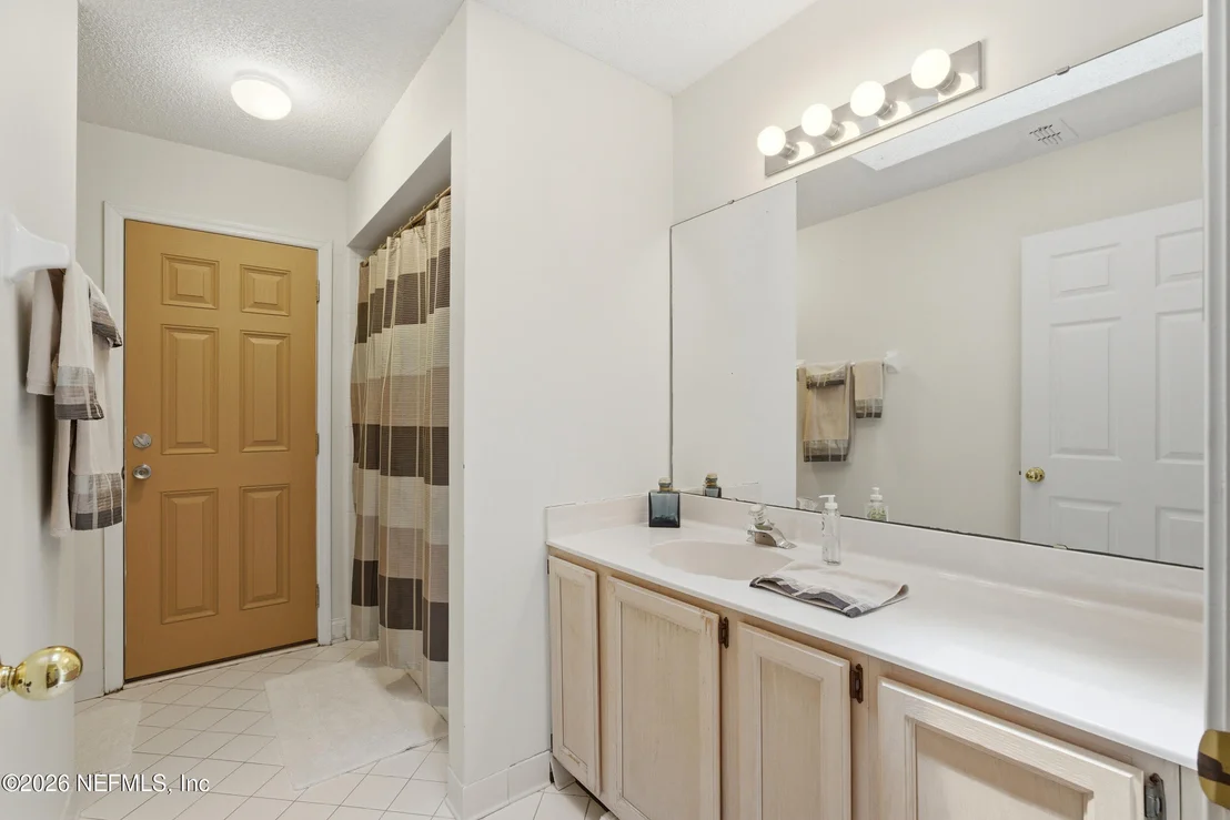 Photo of 747 MARSHVIEW Drive