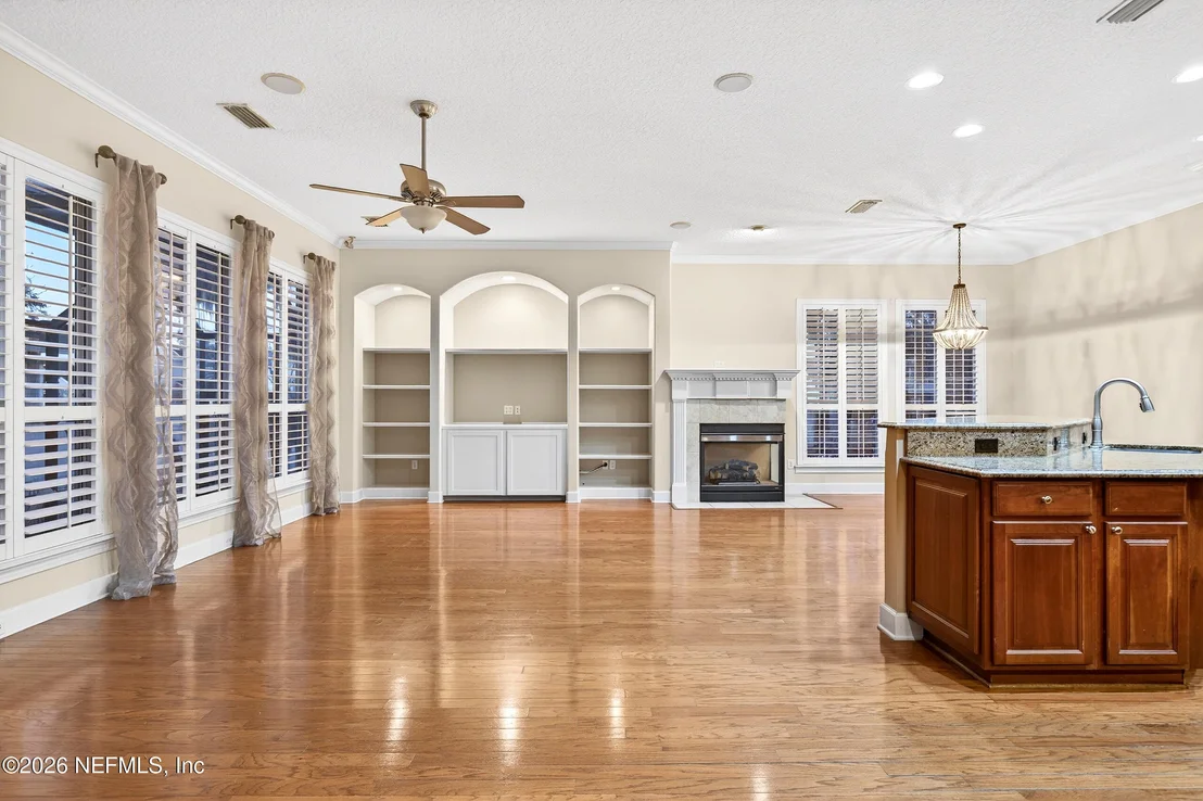 Photo of 1855 MOORINGS Circle
