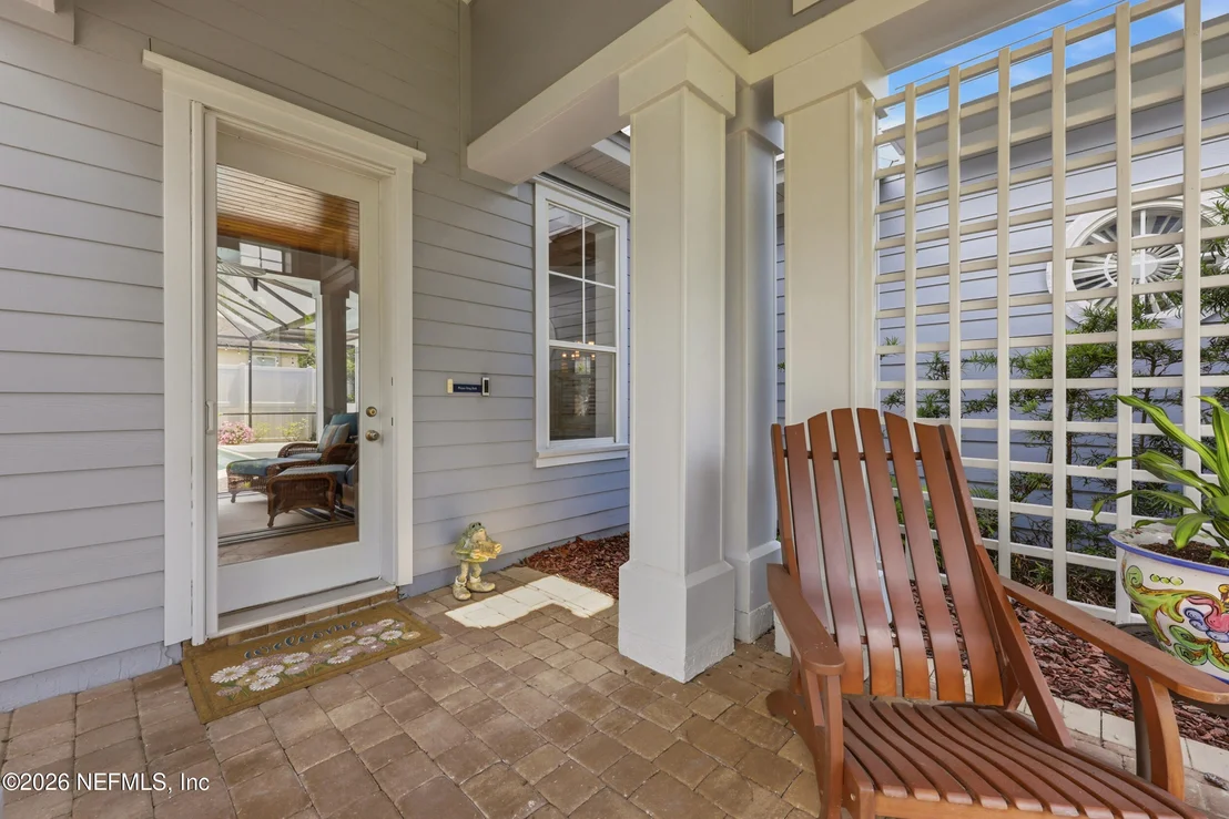 Photo of 286 VALE Drive