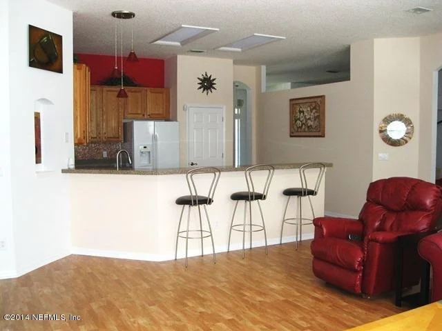 Photo of 212 Bobolink Place