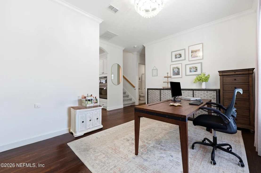 Photo of 383 MEDIO Drive