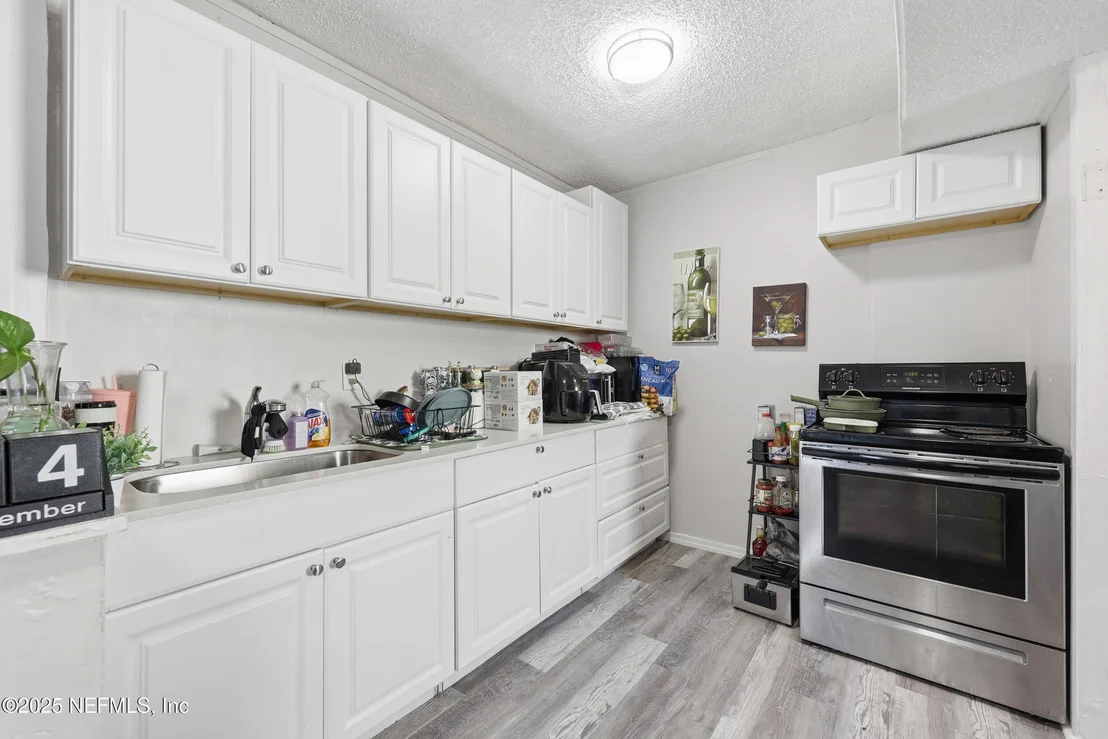 Photo of 1305 MELSON Avenue
