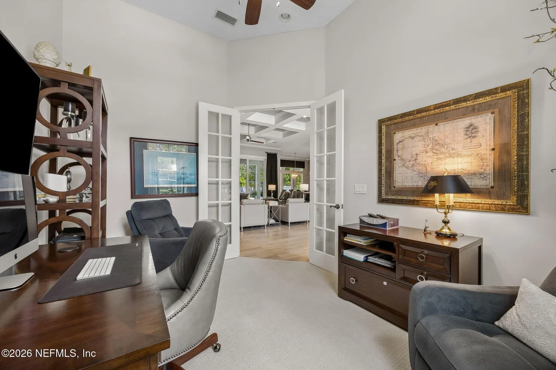 Photo of 35 AUBURNDALE Drive