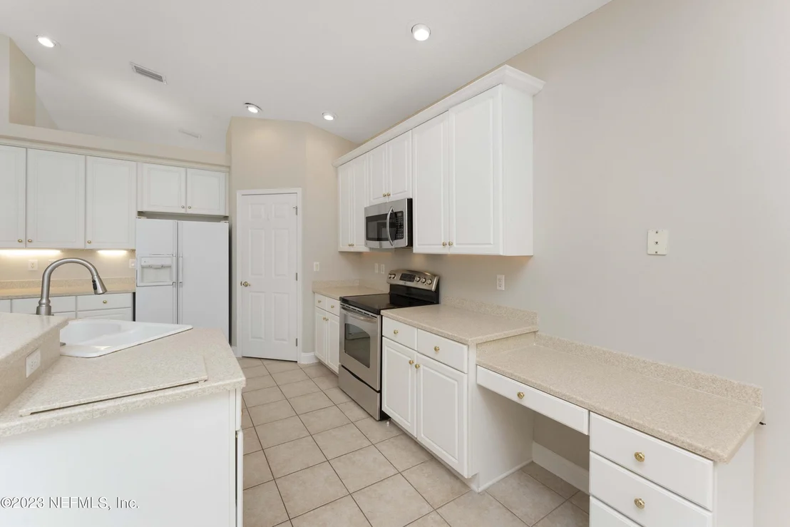 Photo of 6534 BURNHAM Circle