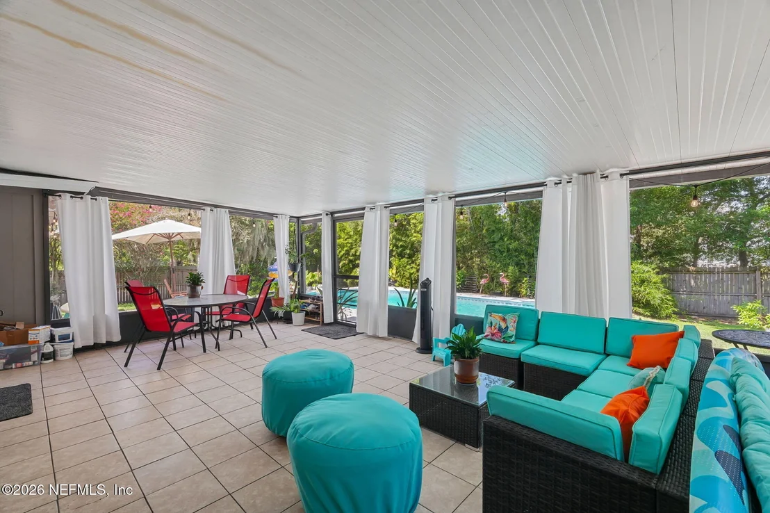Photo of 8078 MACNAUGHTON Drive
