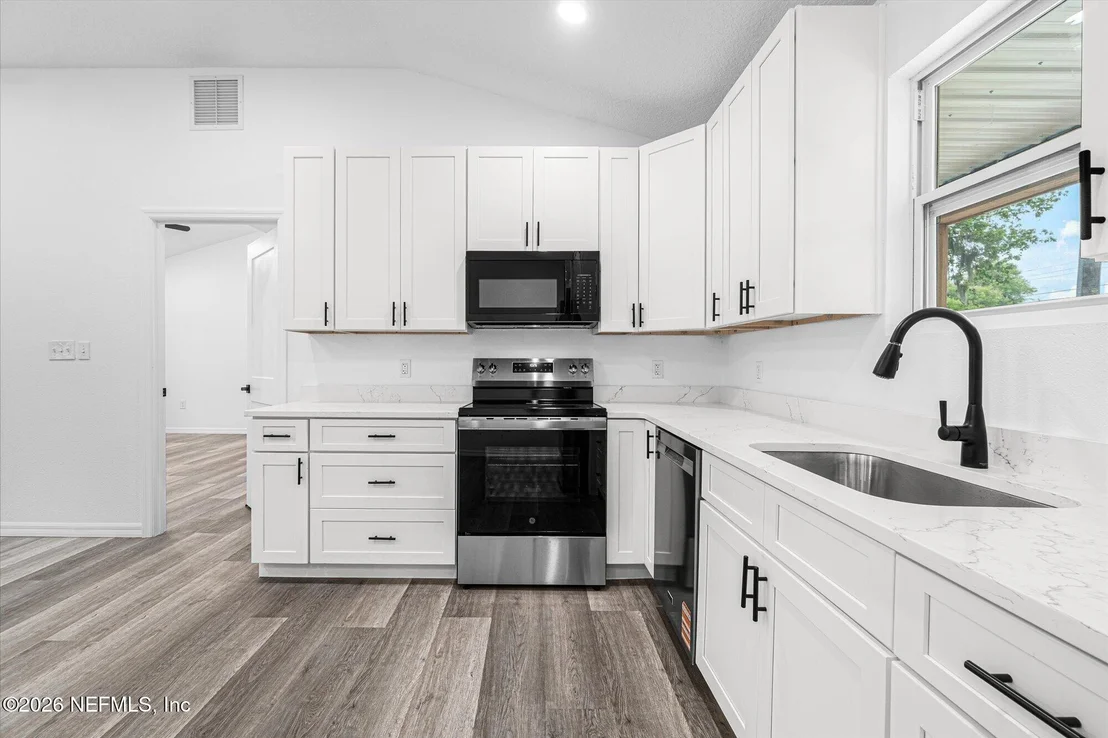 Photo of 124 PARK Drive