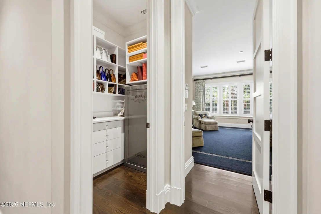 Photo of 1030 MAPLE Lane