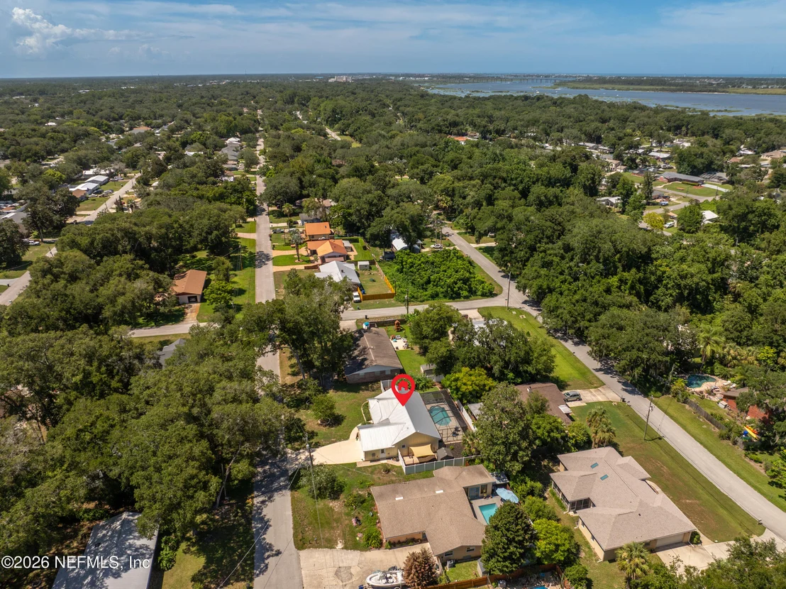 Photo of 907 QUEEN Road