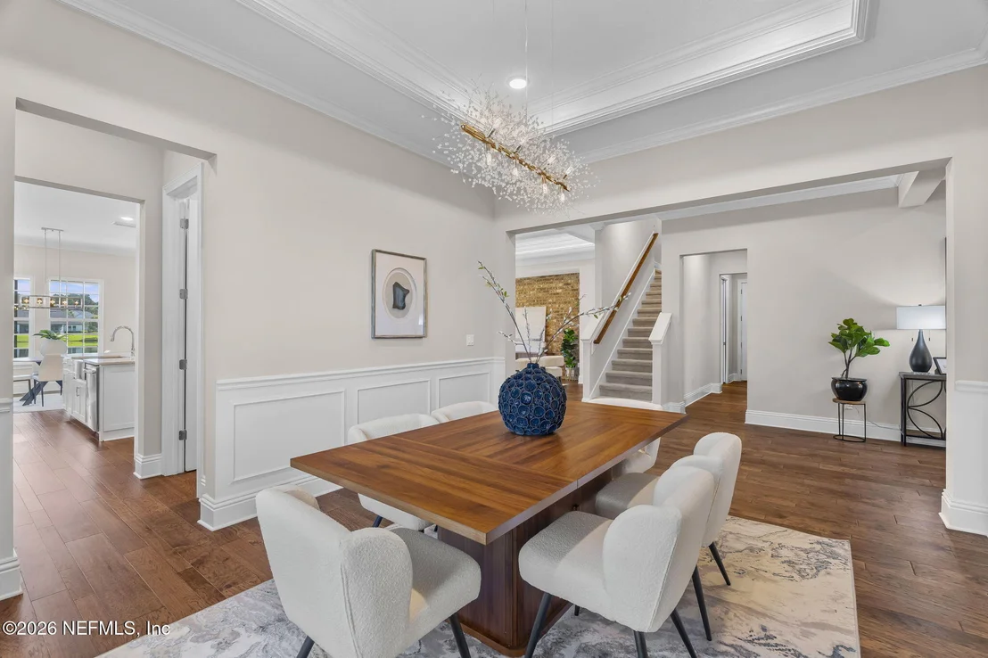 Photo of 183 FREMONT Avenue